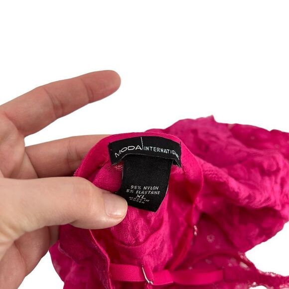 Victoria’s Secret Moda magenta sheer lace bralette size xlarge - Picture 4 of 5